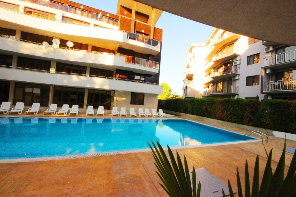 Eden - Menada Apartments サニービーチ エクステリア 写真