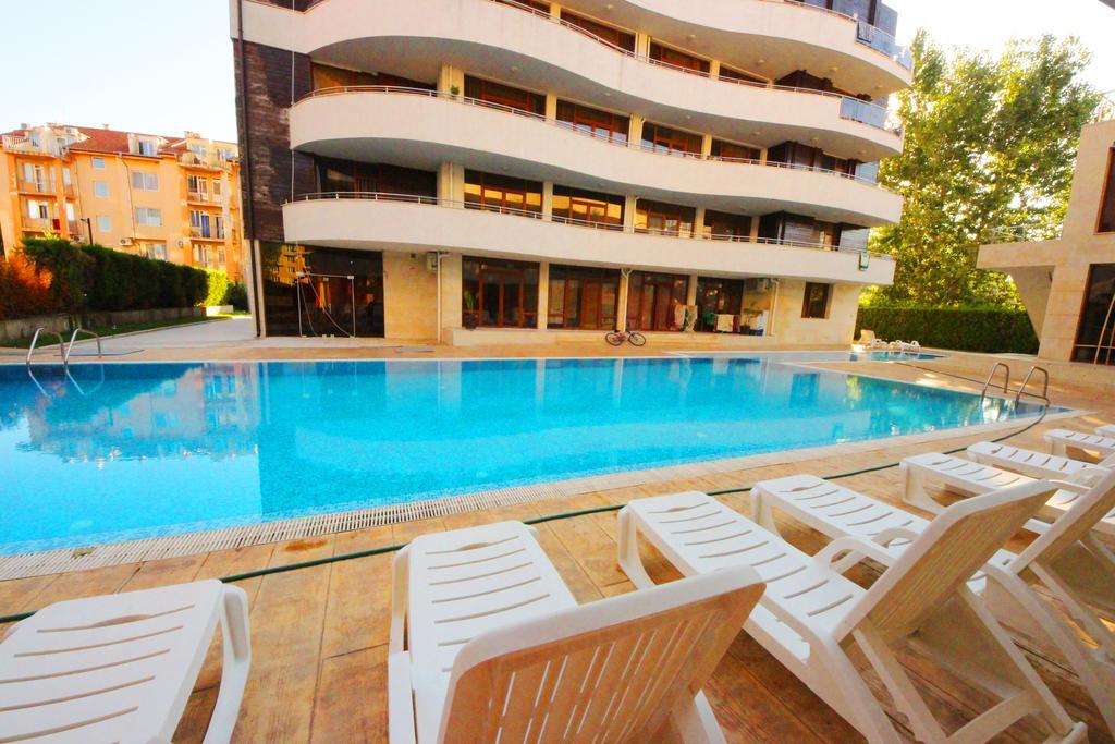 Eden - Menada Apartments サニービーチ エクステリア 写真