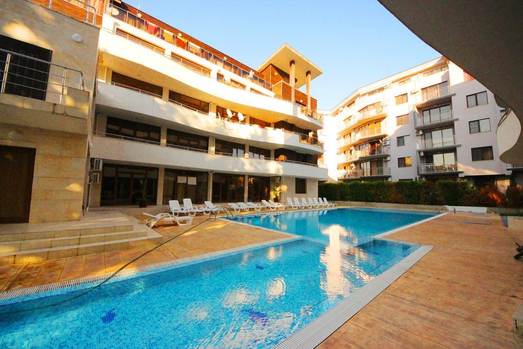 Eden - Menada Apartments サニービーチ エクステリア 写真