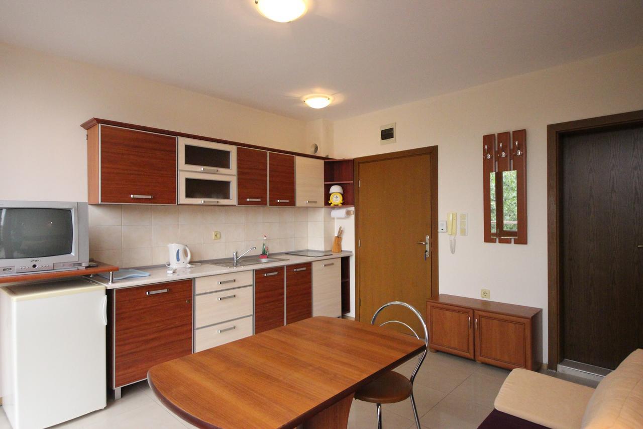 Eden - Menada Apartments サニービーチ エクステリア 写真