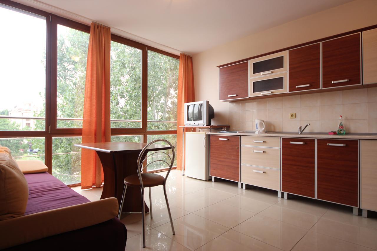 Eden - Menada Apartments サニービーチ エクステリア 写真