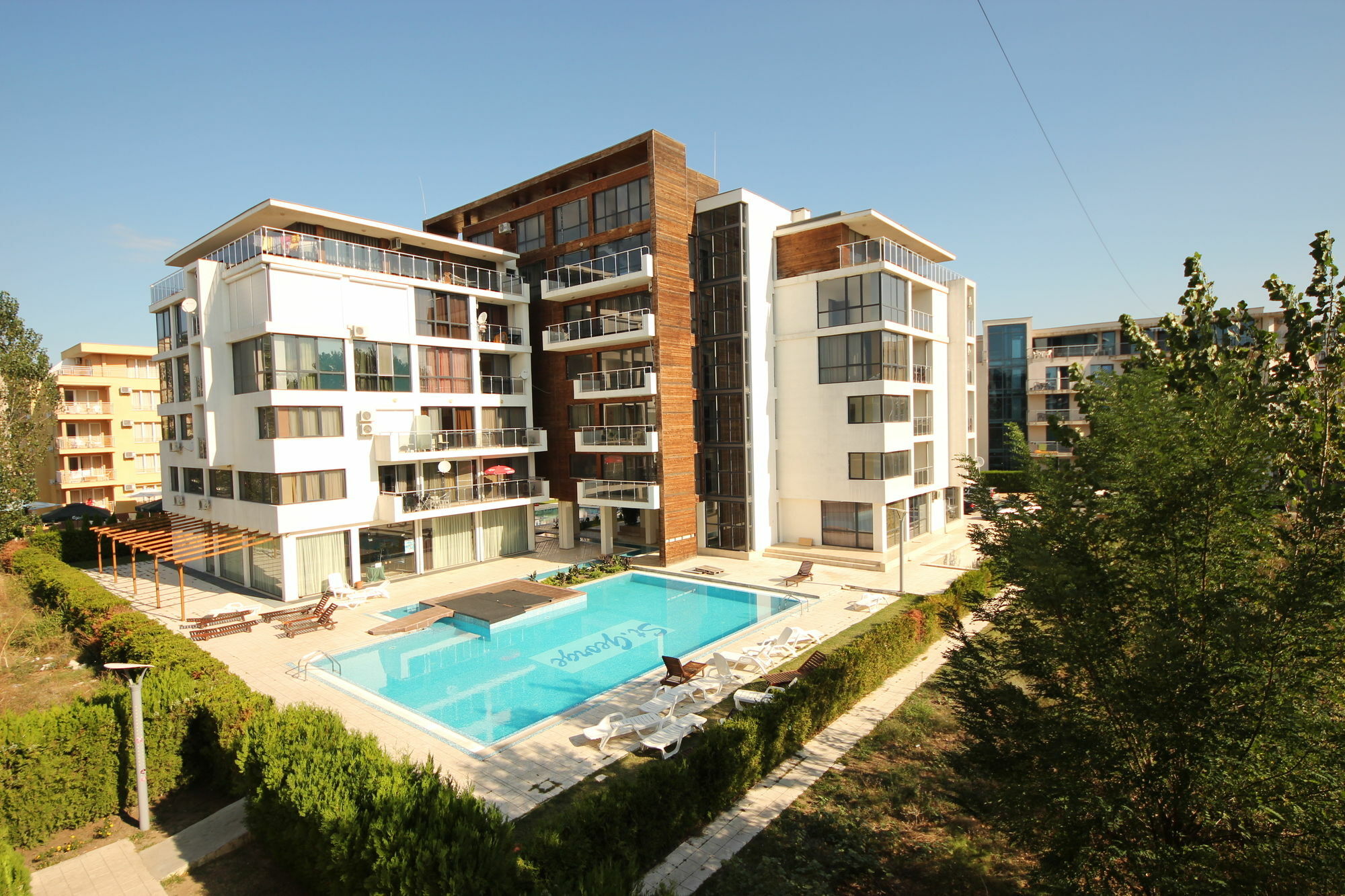 Eden - Menada Apartments サニービーチ エクステリア 写真